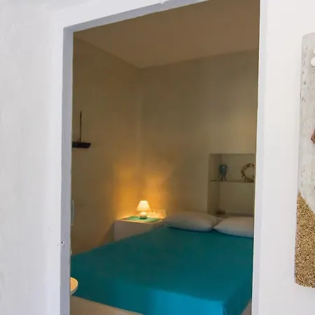 Gorgona Hotel Mylopotas Room photo